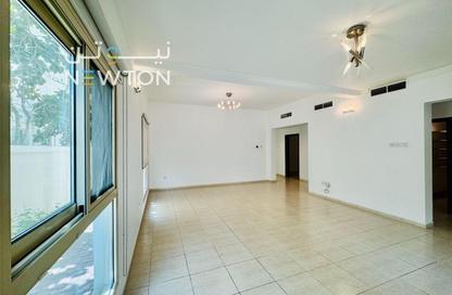 Villa - 4 - 4 for sale in Janabiya - Northern Governorate Villa - 4 - 4 for sale in Janabiya - Northern Governorate