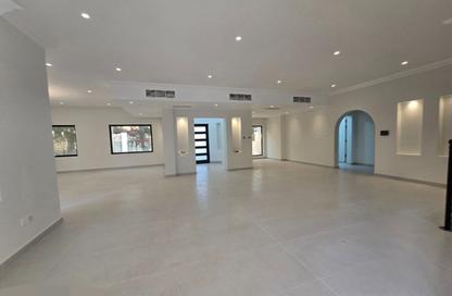Villa - 5 Bedrooms - 5 Bathrooms for rent in Saar - Northern Governorate Villa - 5 Bedrooms - 5 Bathrooms for rent in Saar - Northern Governorate