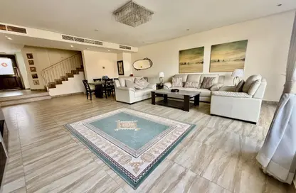 Villa - 4 Bedrooms - 6 Bathrooms for sale in Amwaj Avenue - Amwaj Islands - Muharraq Governorate