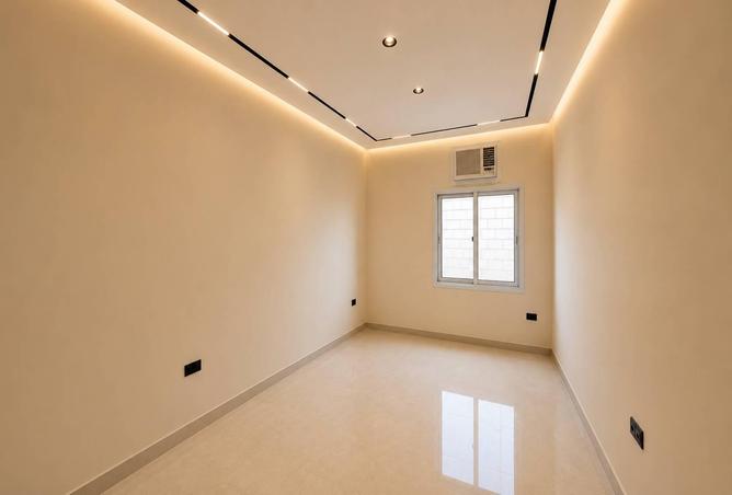 53549663 - صورة العقار 3