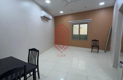 Apartment - 1 Bedroom - 1 Bathroom for rent in Shakhura - Northern Governorate