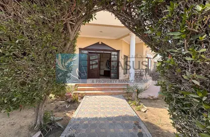 Villa - 4 Bedrooms - 5 Bathrooms for rent in Janabiya - Northern Governorate