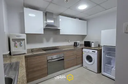 شقة - غرفة نوم - 2 حمامات للبيع في شارع أمواج - أمواج - المحرق