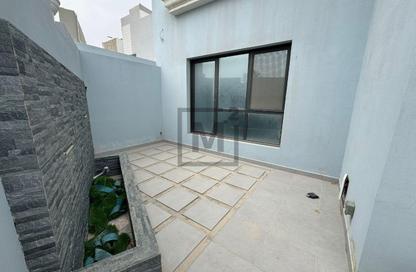Villa - 5 Bedrooms - 6 Bathrooms for rent in Buri - Northern Governorate