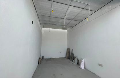 Shop - Studio for rent in Salmabad - Central Governorate