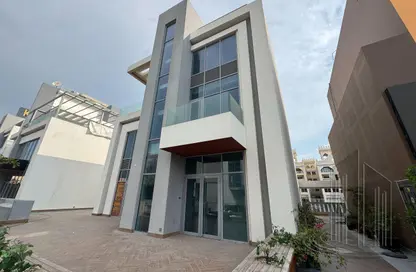 Retail - Studio - 6 Bathrooms for rent in Adliya - Manama - Capital Governorate