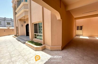 Villa - 4 Bedrooms - 5 Bathrooms for sale in Hidd - Muharraq Governorate