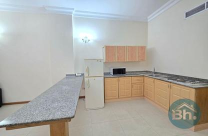 Apartment - 1 Bedroom - 2 Bathrooms for rent in Al Juffair - Capital Governorate