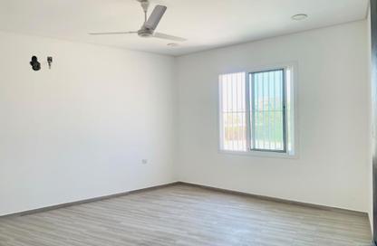 Apartment - 2 Bedrooms - 2 Bathrooms for rent in Jid Ali - Central Governorate Apartment - 2 Bedrooms - 2 Bathrooms for rent in Jid Ali - Central Governorate