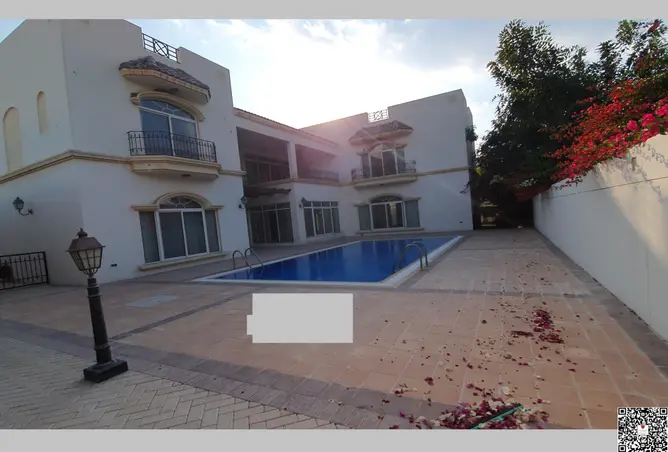 56301012 - Property Image 2