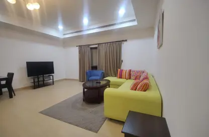Apartment - 2 Bedrooms - 2 Bathrooms for rent in Al Burhama - Manama - Capital Governorate