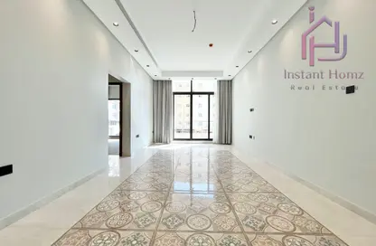 Apartment - 2 Bedrooms - 2 Bathrooms for rent in Al Burhama - Manama - Capital Governorate