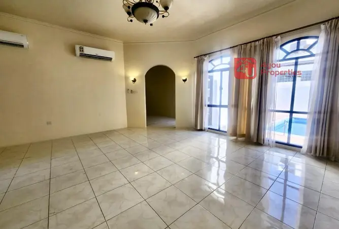 57493163 - Property Image 2