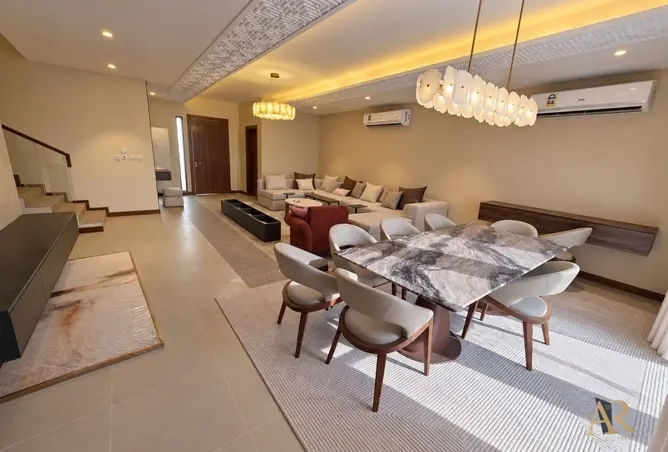 56983710 - Property Image 2