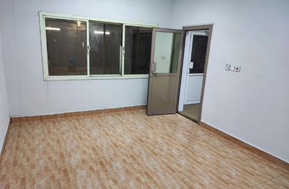 Warehouse - Studio - 4 Bathrooms for rent in Alhajiyat - Riffa - Southern Governorate