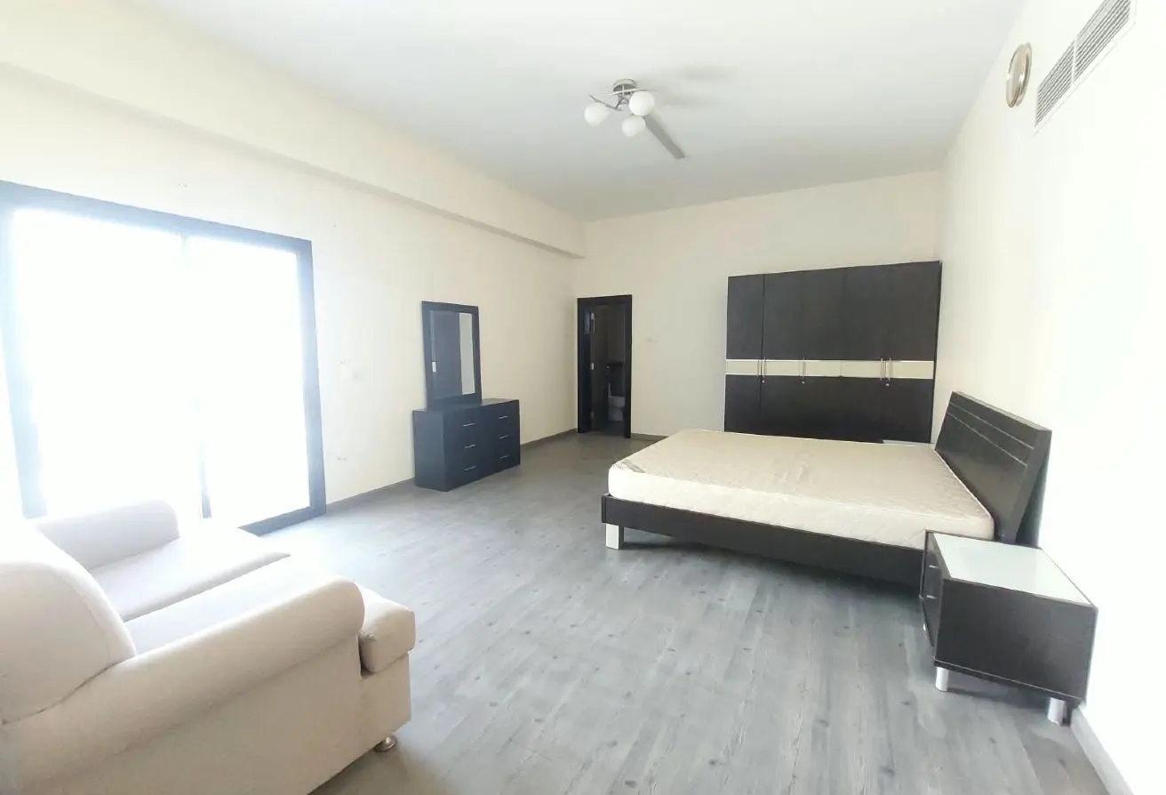 57789968 - Property Main Image
