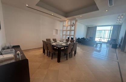 Apartment - 2 Bedrooms - 3 Bathrooms for rent in Al Juffair - Capital Governorate