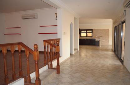 Villa - 5 - 5 for rent in Saar - Northern Governorate
