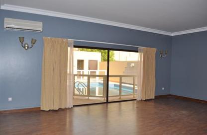 Villa - 5 - 5 for rent in Saar - Northern Governorate