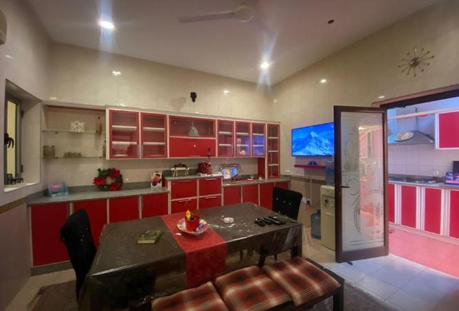 2Of0GUv8nFA - Property Image 3