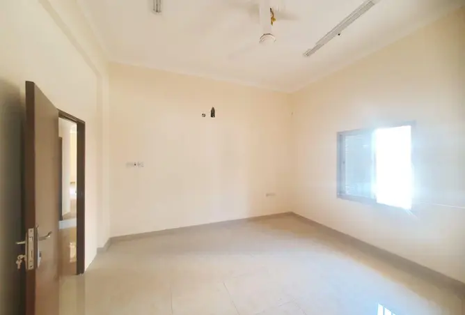 54801695 - Property Image 3