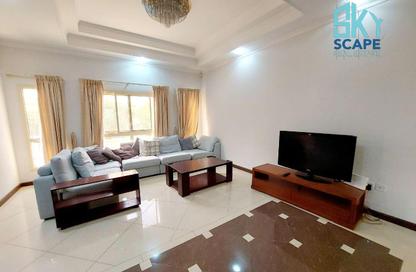 Villa - 4 Bedrooms - 4 Bathrooms for rent in Saar - Northern Governorate