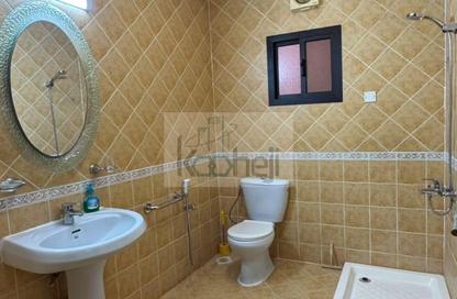 Villa - 2 Bedrooms - 3 Bathrooms for rent in Sanad - Central Governorate