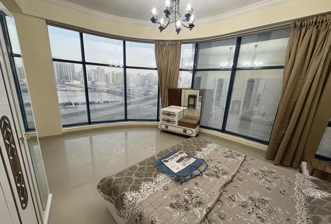 54068207 - Property Main Image