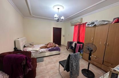 Apartment - 2 Bedrooms - 2 Bathrooms for sale in Sanad - Central Governorate