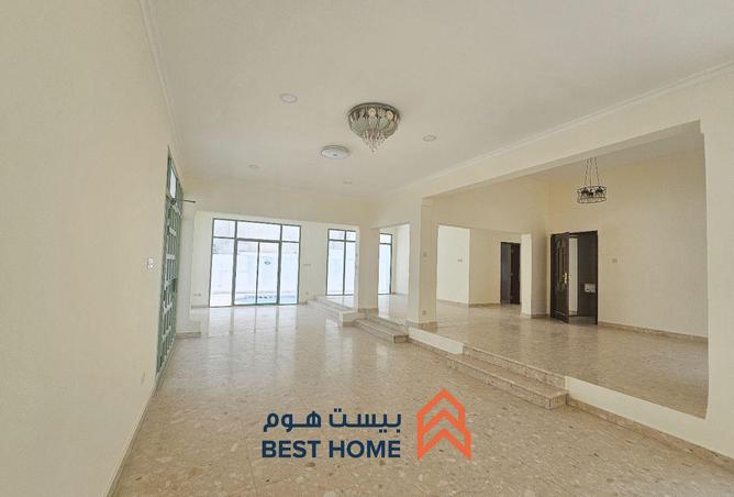 53600271 - Property Image 2