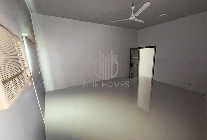 1002206 - Property Image 2