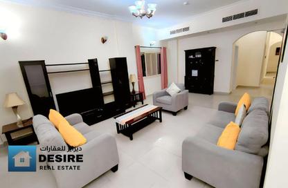 Apartment - 3 Bedrooms - 3 Bathrooms for rent in Al Juffair - Capital Governorate