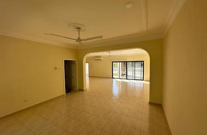 Villa - 3 Bedrooms - 2 Bathrooms for rent in Jurdab - Central Governorate