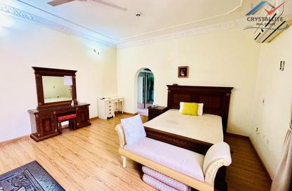 Villa - 4 Bedrooms - 5 Bathrooms for rent in Um Al Hasam - Manama - Capital Governorate