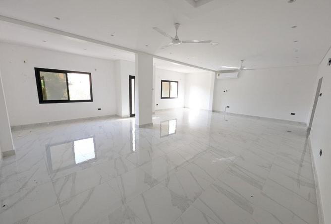 54069195 - Property Main Image