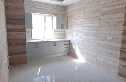 Office Space - 2 Bedrooms - 2 Bathrooms for rent in Al Qadam - Northern Governorate