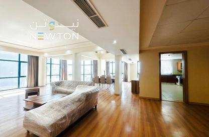 Duplex - 4 - 3 for rent in Al Juffair - Capital Governorate