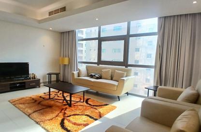 Apartment - 2 Bedrooms - 3 Bathrooms for rent in Busaiteen - Muharraq Governorate