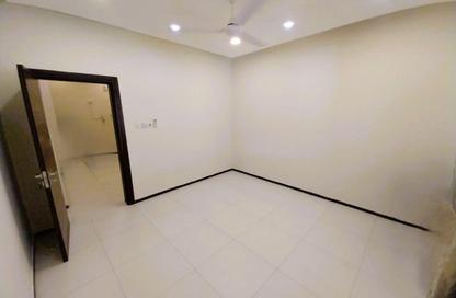 Apartment - 1 Bedroom - 1 Bathroom for rent in Sanad - Central Governorate