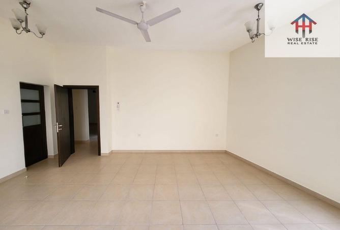 987417 - Property Image 3