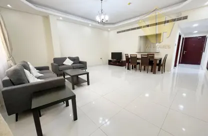 Apartment - 2 Bedrooms - 2 Bathrooms for rent in Al Burhama - Manama - Capital Governorate
