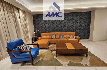 Apartment - 2 Bedrooms - 3 Bathrooms for rent in Al Juffair - Capital Governorate