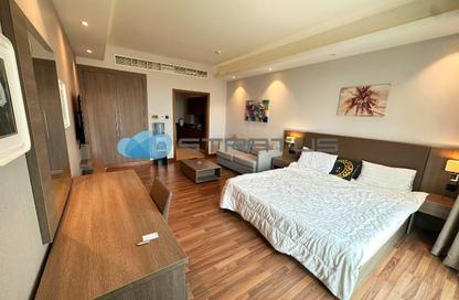 Apartment - Studio - 1 Bathroom for rent in Sanabis - Manama - Capital Governorate
