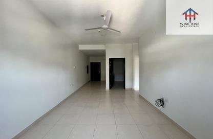 Apartment - 2 Bedrooms - 2 Bathrooms for rent in Adliya - Manama - Capital Governorate