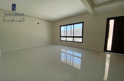 Villa - 5 Bedrooms - 6 Bathrooms for sale in Busaiteen - Muharraq Governorate
