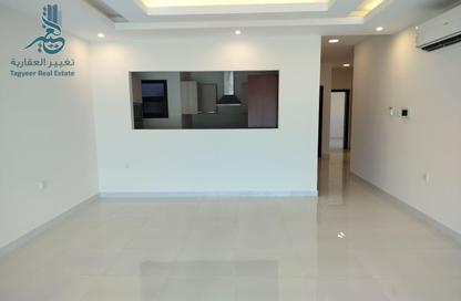Apartment - 3 Bedrooms - 4 Bathrooms for rent in Saar - Northern Governorate
