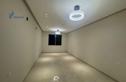 Apartment - 4 Bedrooms - 4 Bathrooms for sale in Hidd - Muharraq Governorate