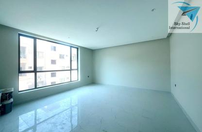 Apartment - 3 Bedrooms - 3 Bathrooms for rent in Segaya - Manama - Capital Governorate