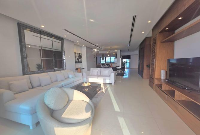 995308 - Property Image 2