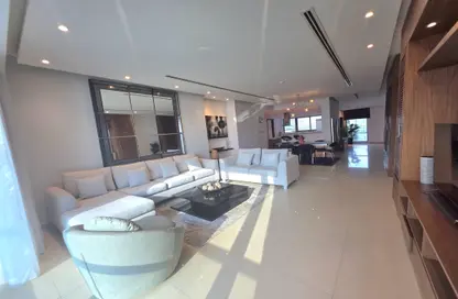 Apartment - 3 Bedrooms - 4 Bathrooms for rent in Reef Island - Capital Governorate